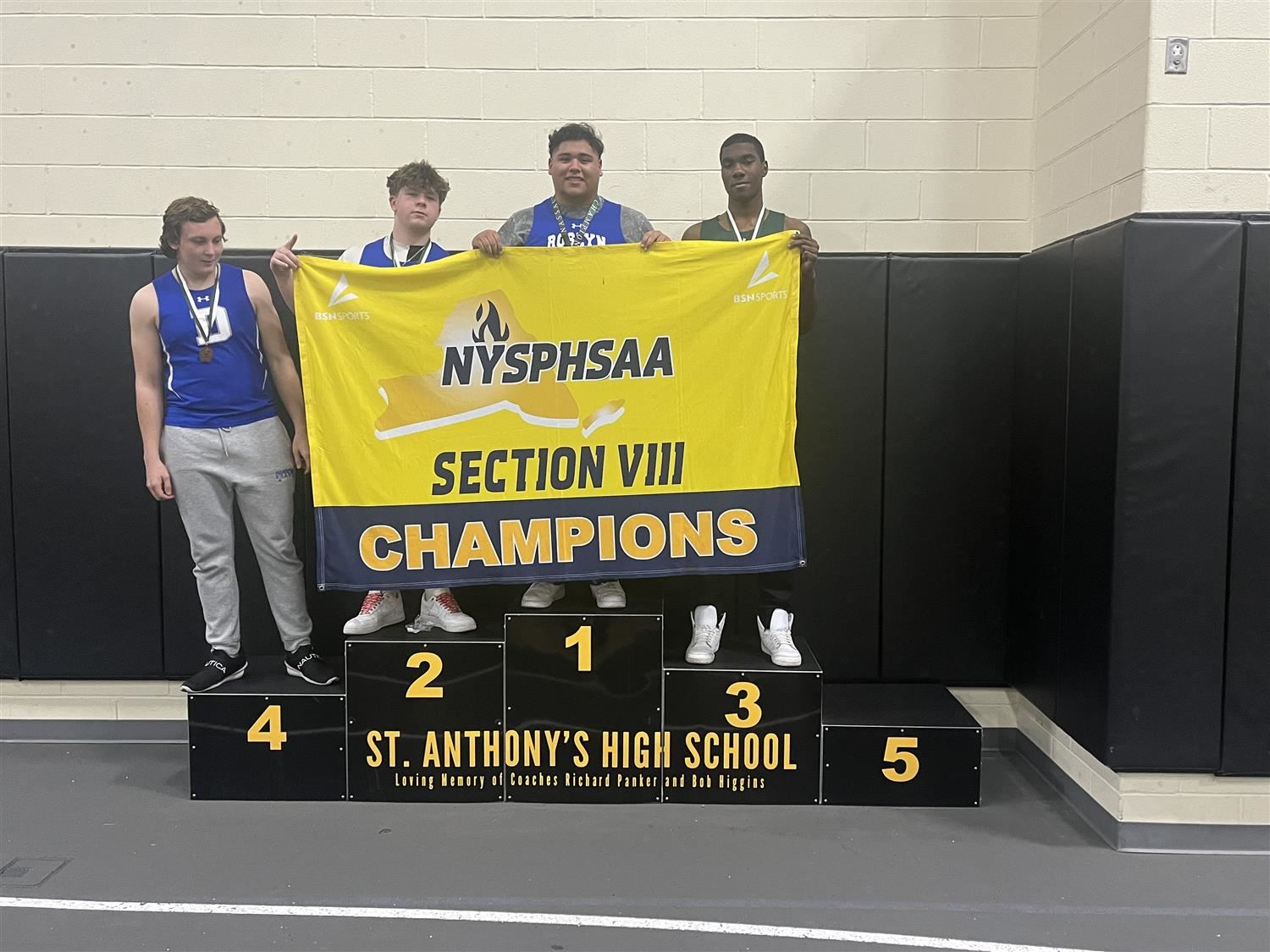 Winning students