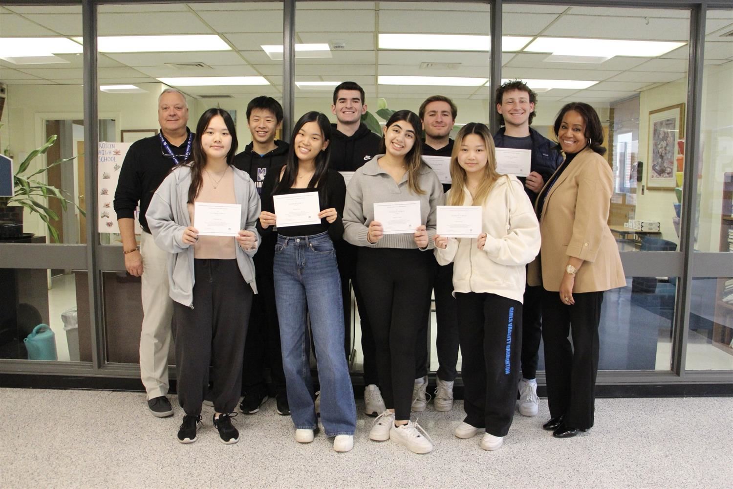 Nine RHS Students Named Finalists in 2024 National Merit Scholarship Awards