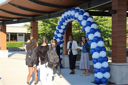 welcome balloons 2024